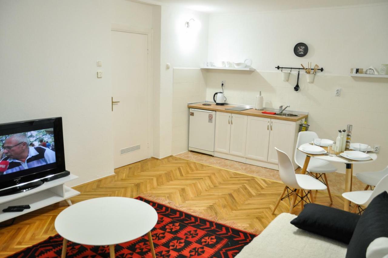 Zvekir - Old Town Apartment Szarajevó Kültér fotó